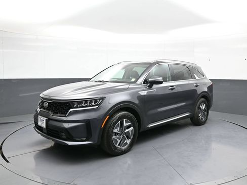 Certified 2021 Kia Sorento EX FWD image 1