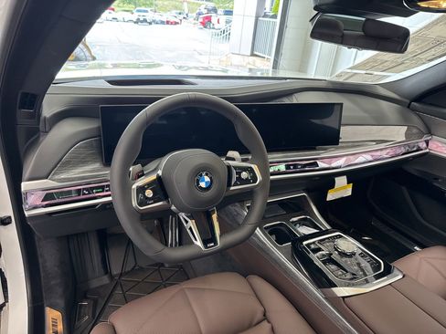 New 2026 BMW 740i xDrive image 17