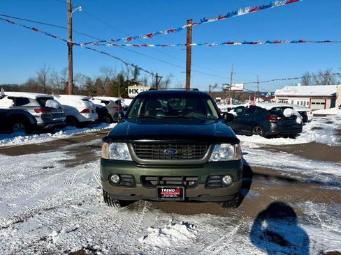 Used 2002 Ford Explorer XLT image 8