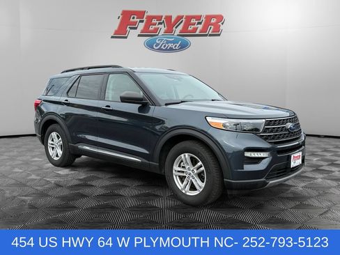 Certified 2022 Ford Explorer XLT w/ Equipment Group 202A RWD image 7