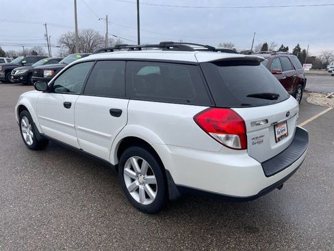 Used 2009 Subaru Outback 2.5i Special Edition image 3