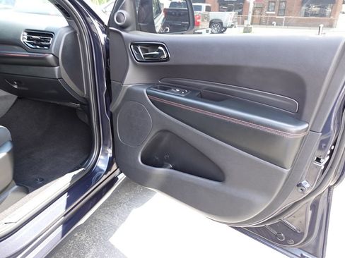 Used 2025 Dodge Durango GT w/ Blacktop Package AWD/4WD image 33