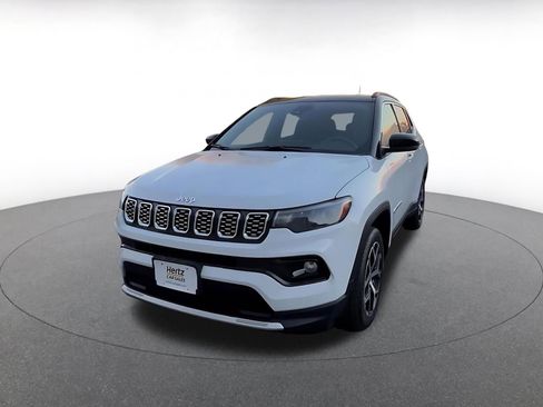 Used 2025 Jeep Compass Limited AWD/4WD image 7