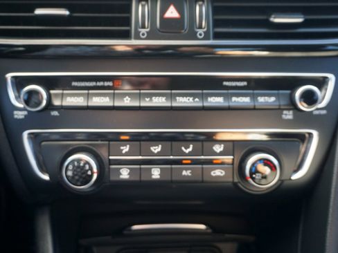 Used 2020 Kia Optima LX image 13