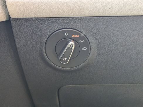 New 2026 Volkswagen Taos S image 24