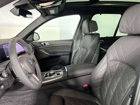 New 2026 BMW X5 M60i image 5