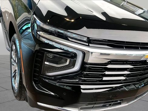 Used 2025 Chevrolet Tahoe LS RWD image 25