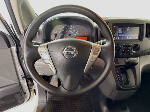 Used 2020 Nissan NV200 SV FWD image 13