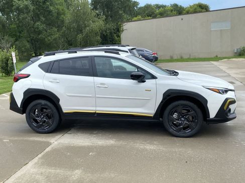 Used 2025 Subaru Crosstrek 2.5i Sport AWD/4WD image 5