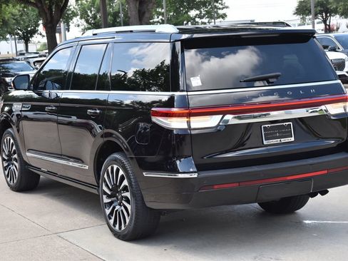 Used 2024 Lincoln Navigator Black Label AWD/4WD image 10