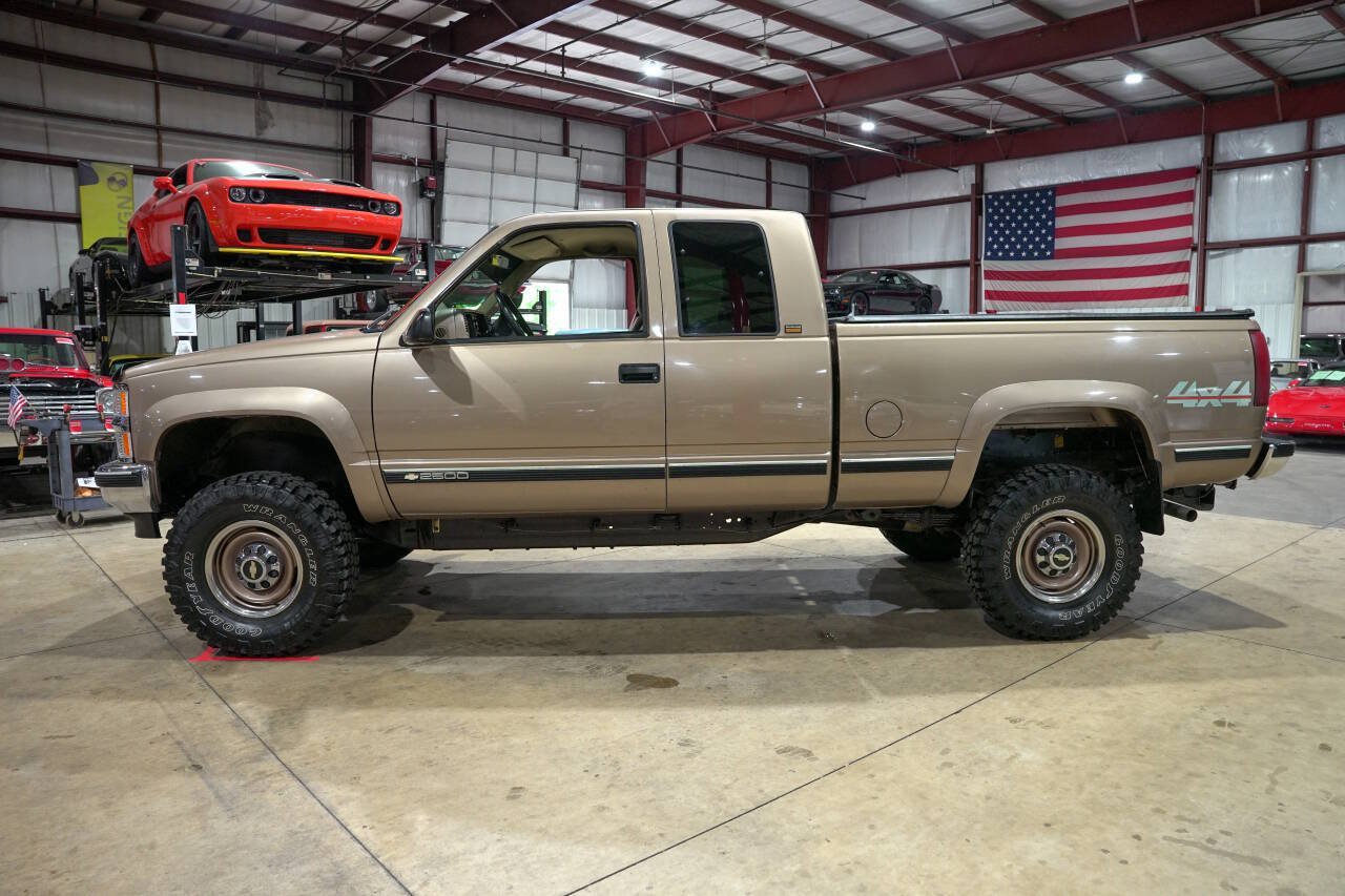 Used 1996 Chevrolet Silverado 2500 4x4 Extended Cab image 4