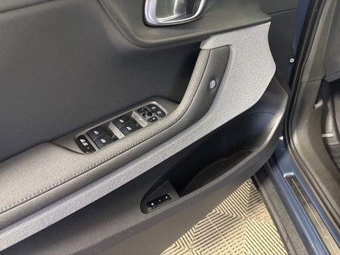 Used 2021 Polestar Polestar 2 w/ Performance Package image 13