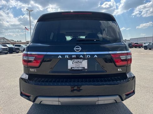 Used 2023 Nissan Armada SL w/ Captain's Chairs Package AWD/4WD image 5