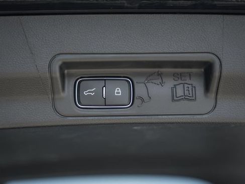 Used 2026 Ford Explorer ST-Line AWD/4WD image 14