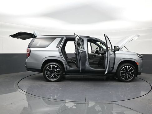 Used 2023 Chevrolet Tahoe LS RWD image 28