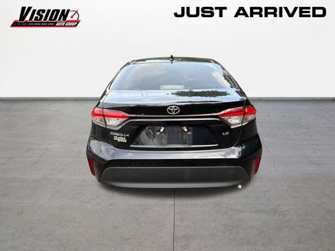 Used 2023 Toyota Corolla LE w/ LE Premium Package FWD image 6