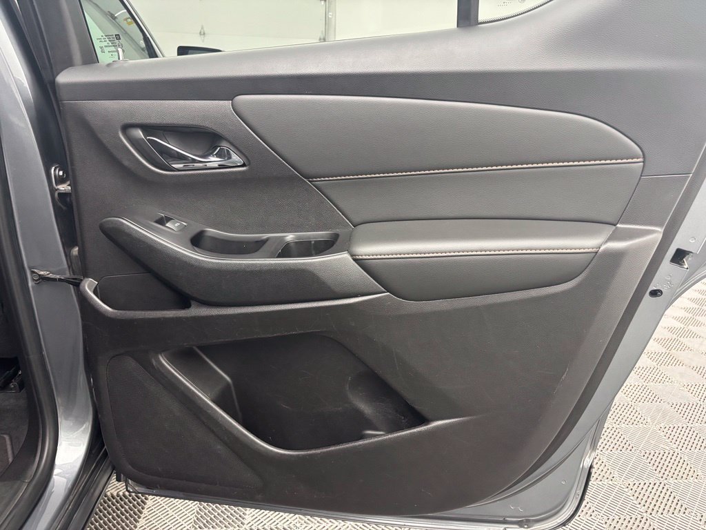 Used 2019 Chevrolet Traverse LT FWD image 41