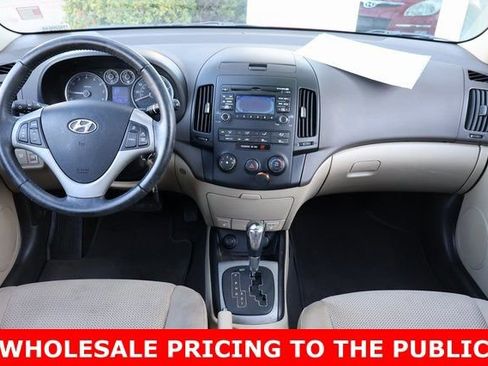 Used 2010 Hyundai Elantra SE image 14