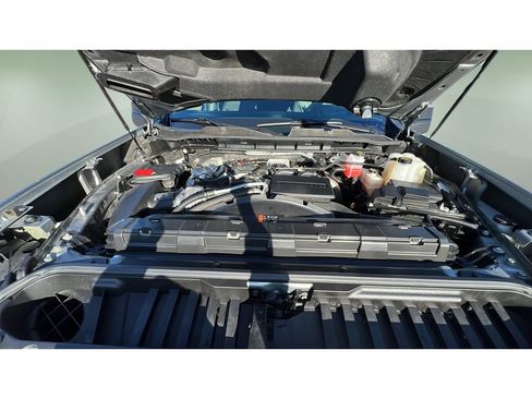 Certified 2025 Chevrolet Silverado 3500 LTZ w/ LTZ Premium Package image 32