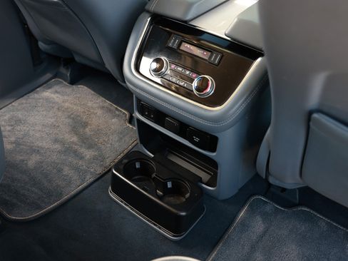 Used 2020 Lincoln Navigator L Black Label w/ Cargo Convenience Package AWD/4WD image 53