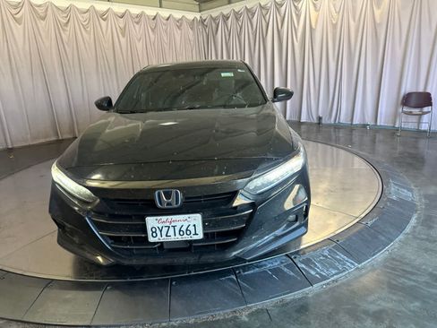 Used 2022 Honda Accord Sport image 2