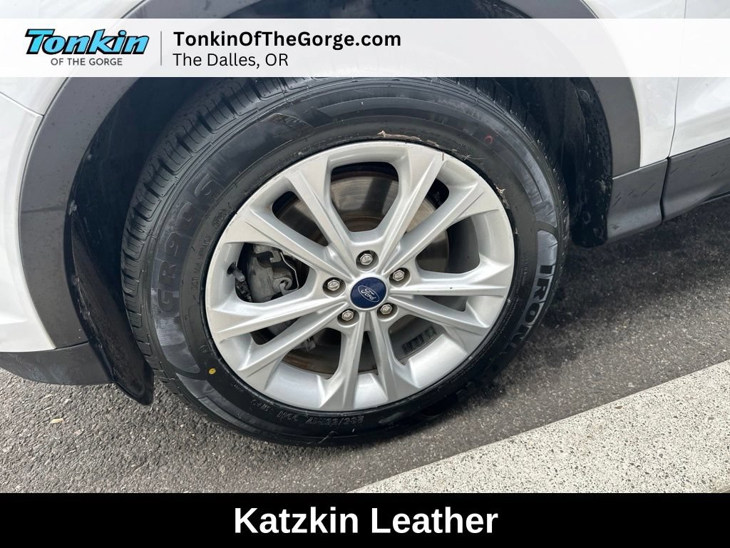 Used 2017 Ford Escape SE AWD/4WD image 11