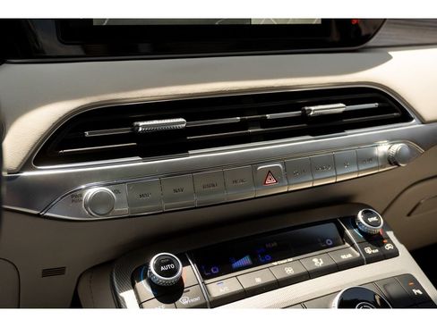 Used 2021 Hyundai Palisade Limited FWD image 27