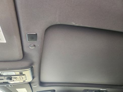 Used 2023 Chevrolet Tahoe High Country w/ Premium Package 2 image 27