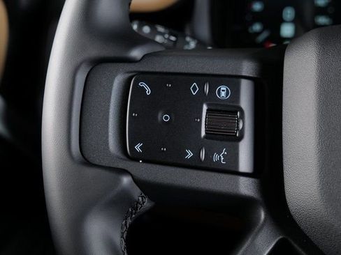 New 2026 Land Rover Defender 110 S image 20