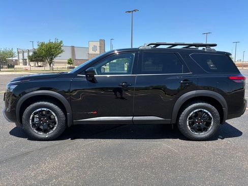 New 2026 Nissan Pathfinder Rock Creek w/ Rock Creek Premium Package AWD/4WD image 3
