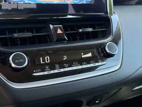 Used 2024 Toyota Corolla LE FWD image 23