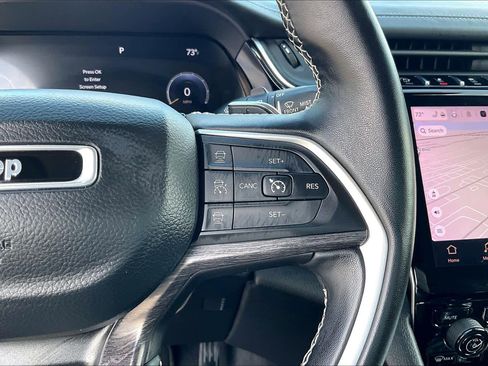 Used 2022 Jeep Grand Cherokee Limited w/ Luxury Tech Group II RWD image 25