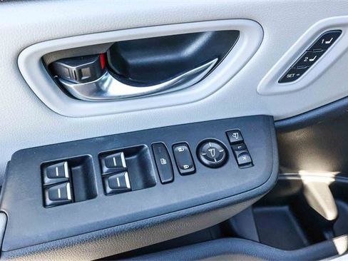 Used 2023 Honda Pilot Elite image 22