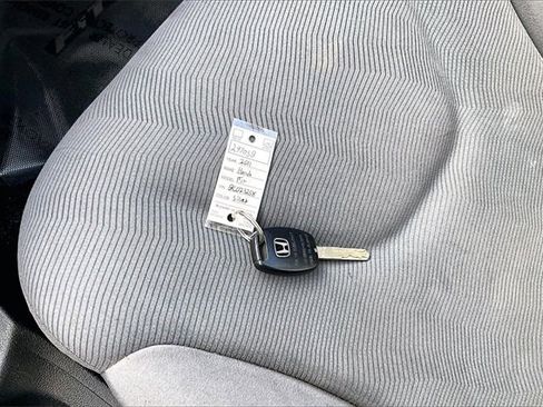 Used 2011 Honda Fit Base image 9