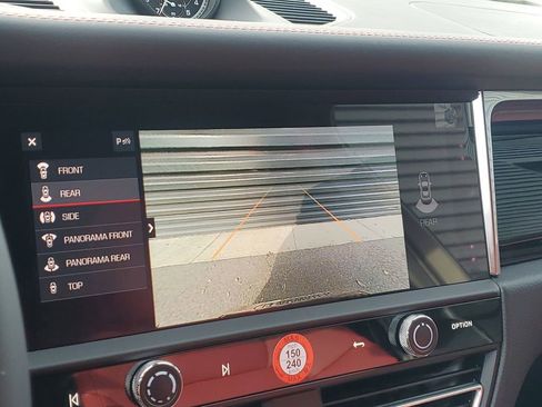 New 2026 Porsche Macan S image 32