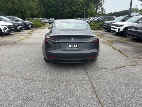 Used 2018 Tesla Model 3 Long Range RWD image 5