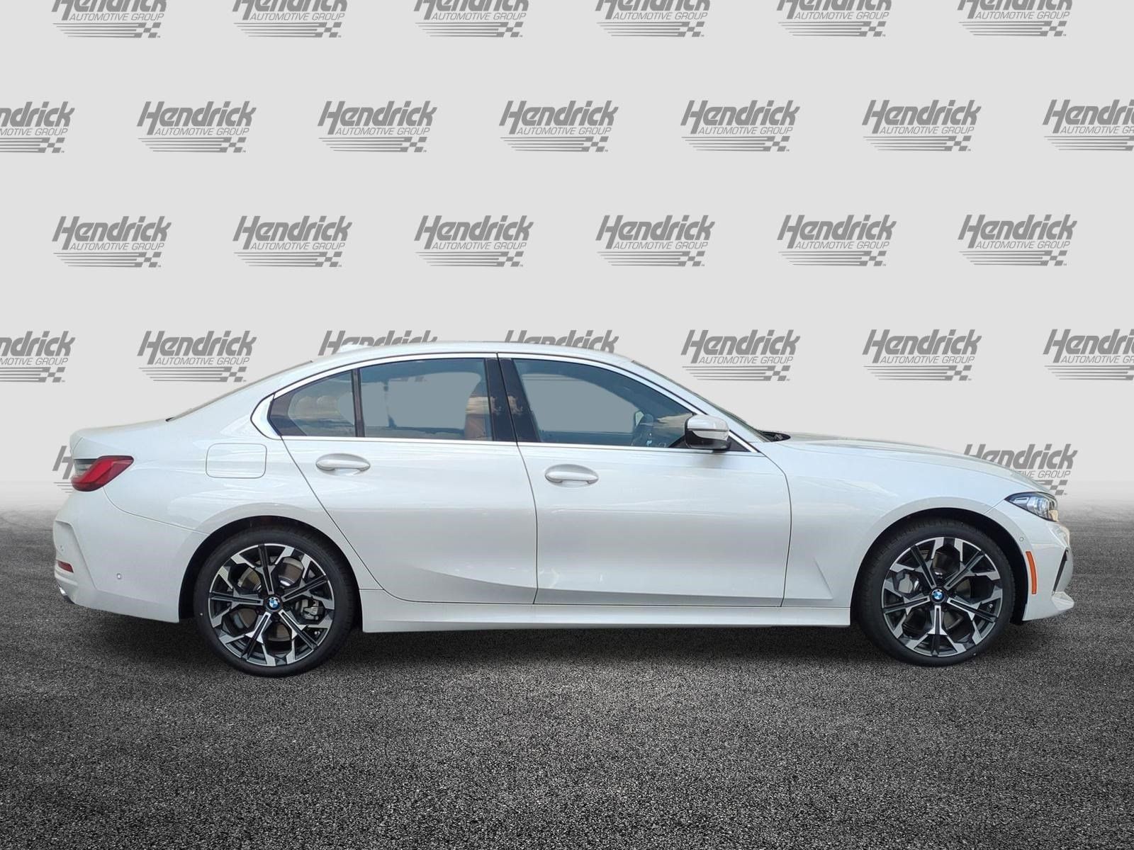 Used 2026 BMW 330i Sedan w/ Premium Package RWD image 11