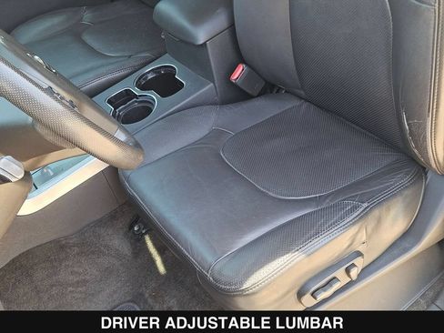 Used 2012 Nissan Pathfinder Silver RWD image 16