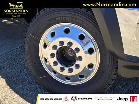New 2025 RAM 5500 Tradesman AWD/4WD image 3