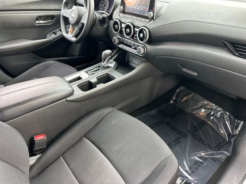 Used 2024 Nissan Sentra SV image 14
