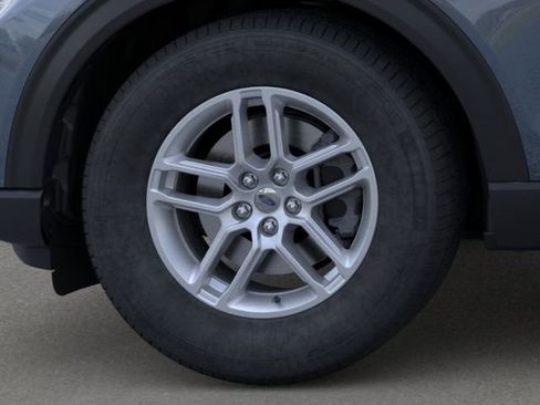 New 2026 Ford Explorer Active RWD image 19
