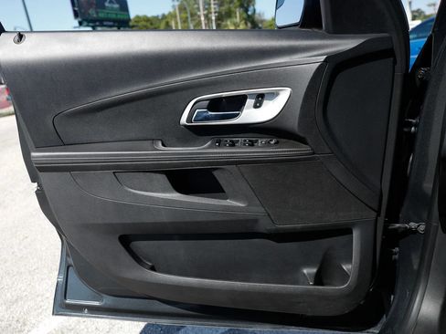 Used 2013 Chevrolet Equinox LS FWD image 30