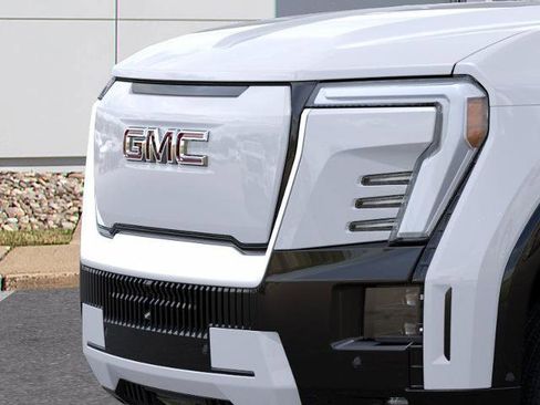 New 2026 GMC Sierra EV Denali image 34