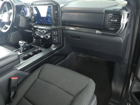 Certified 2021 Ford F150 XLT w/ Equipment Group 302A High image 24