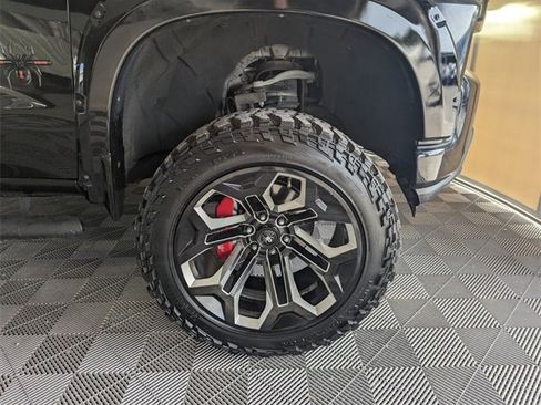 Used 2020 Chevrolet Silverado 1500 RST image 17