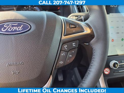 Used 2023 Ford Edge SEL image 14