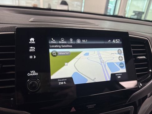 Used 2021 Honda Pilot Touring image 30