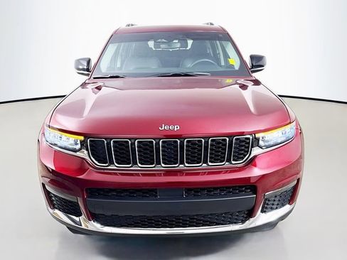 Used 2023 Jeep Grand Cherokee L Limited w/ Trailer Tow Group (B) AWD/4WD image 2