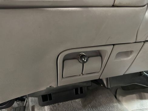 Used 1998 Chevrolet Silverado 2500 4x4 Extended Cab w/ Preferred Equipment Group 2 image 72