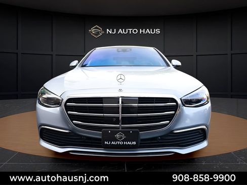 Used 2023 Mercedes-Benz S 500 4MATIC image 3